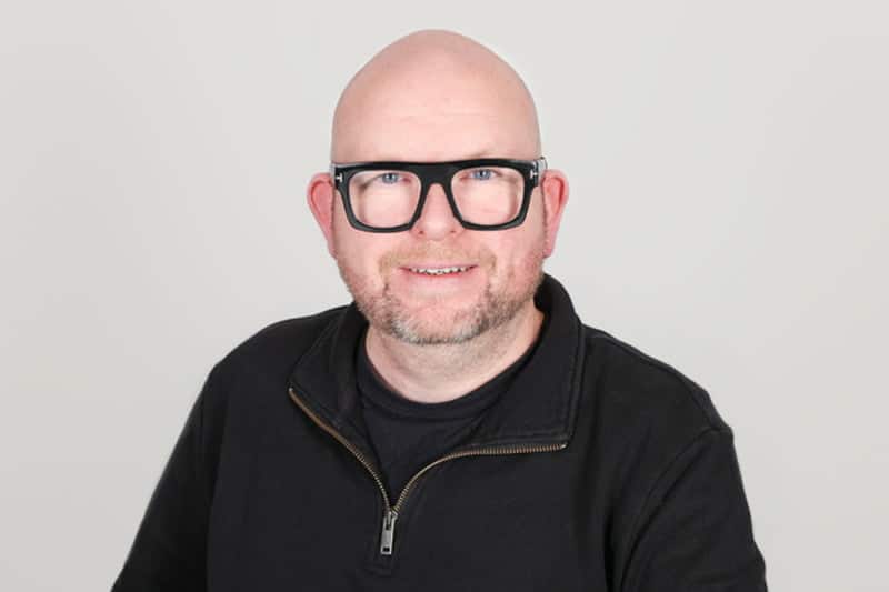 Mark Graphic Designer